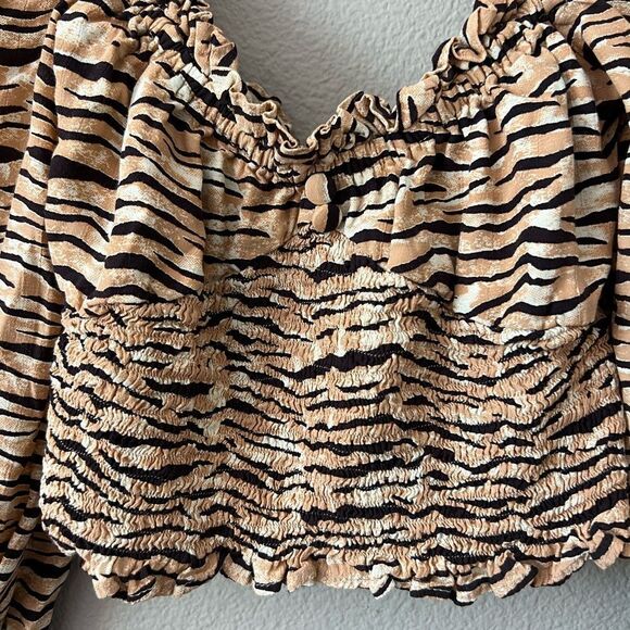 Faithfull The Brand Zebra Print Smocked Ruffled Top - Picture 5 of 13